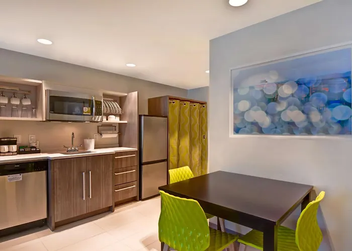 Home2 Suites By Hilton Naples I-75 Pine Ridge Road