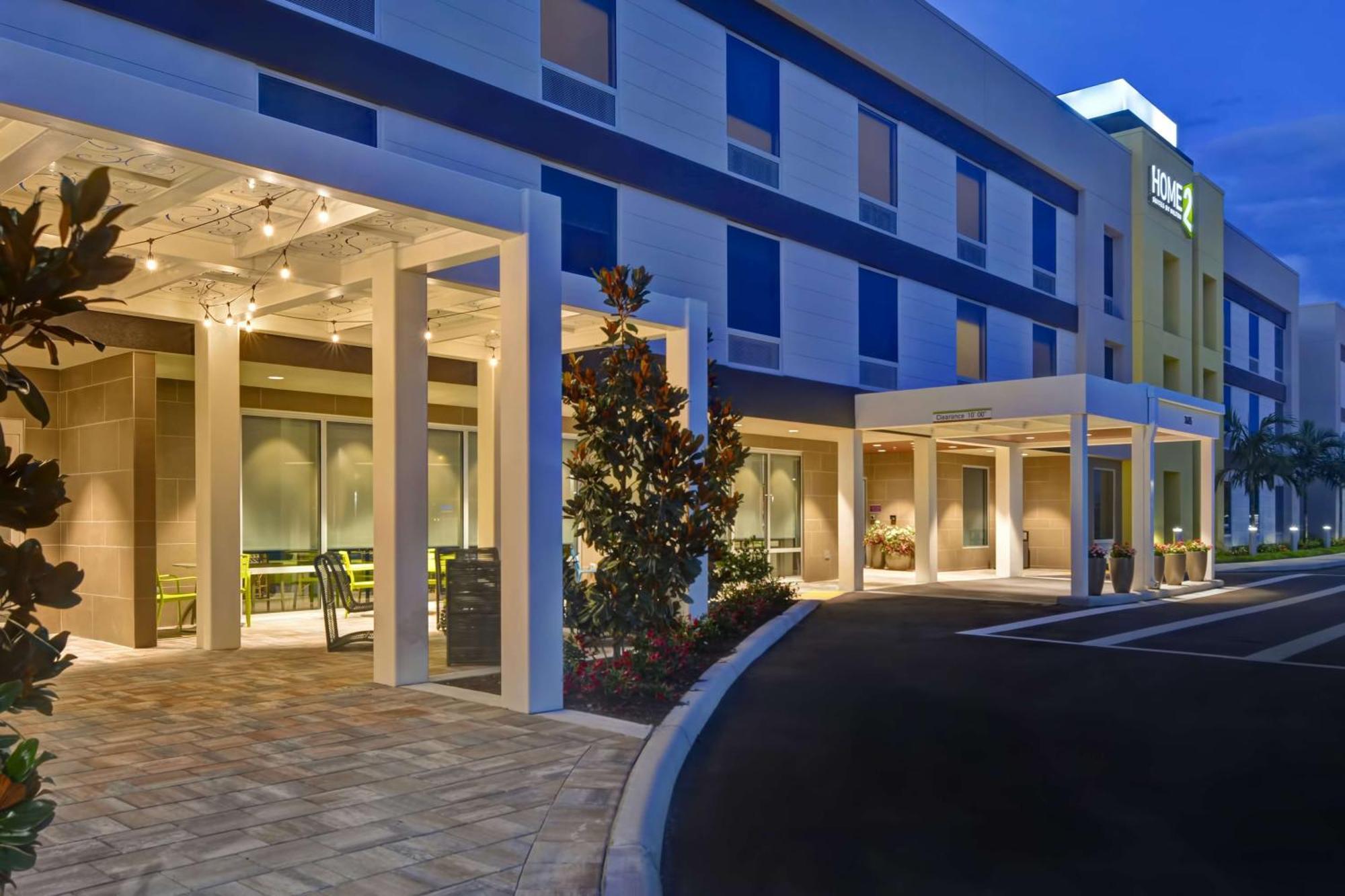 Hotel Home2 By Hilton I-75 Pine Ridge Road Vineyards