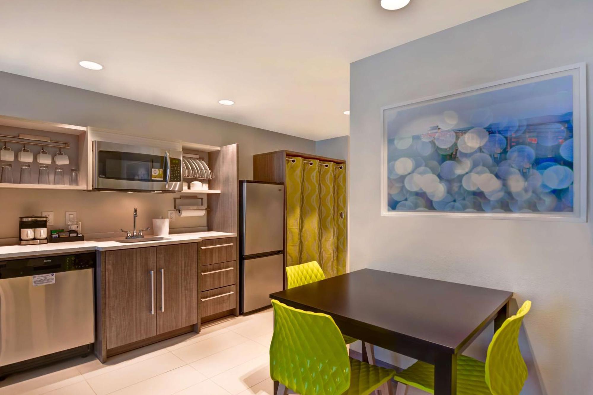 Home2 By Hilton Naples I-75 Pine Ridge Road Vineyards