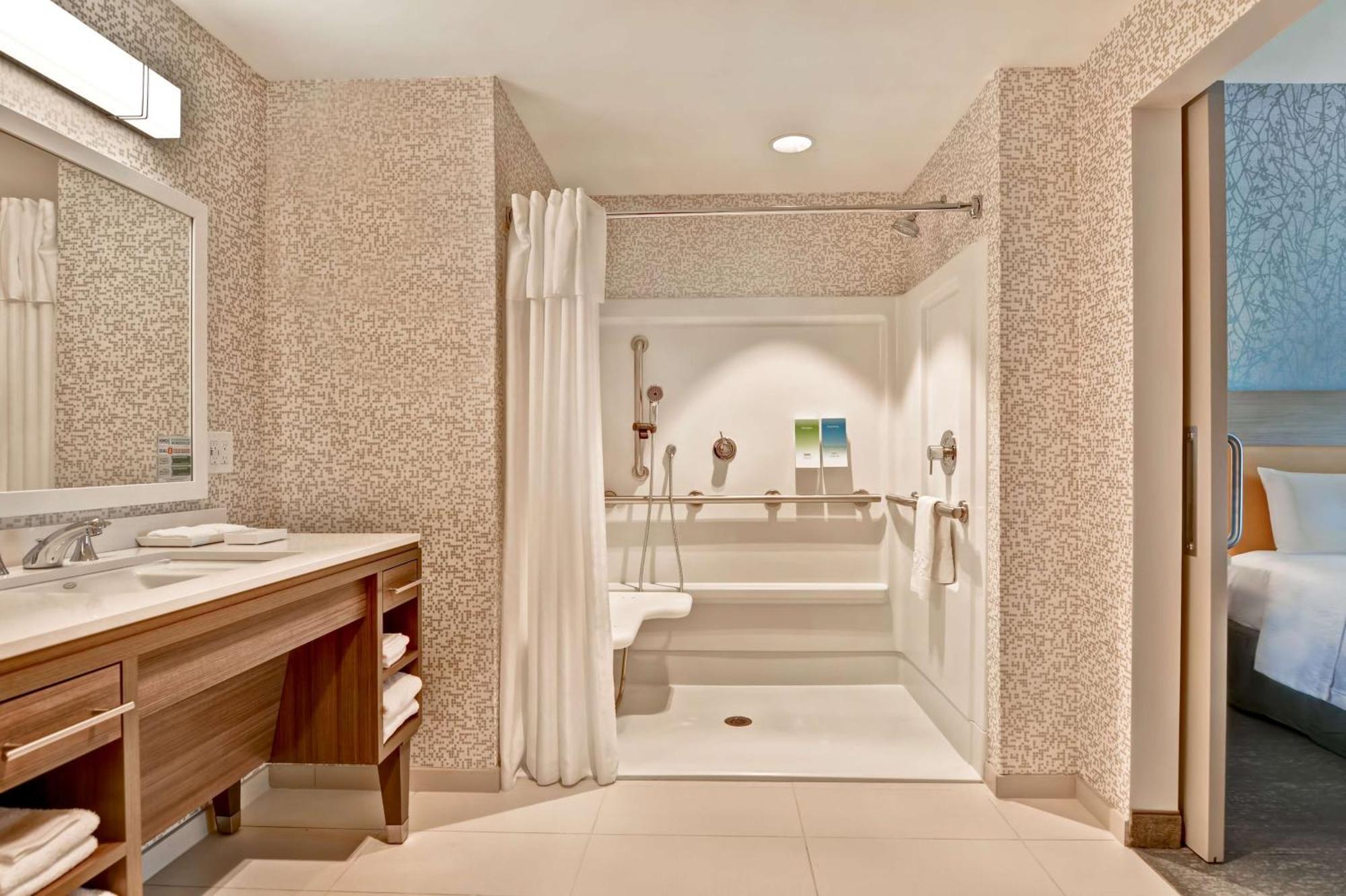 Hotel Home2 By Hilton Naples I-75 Pine Ridge Road Vineyards
